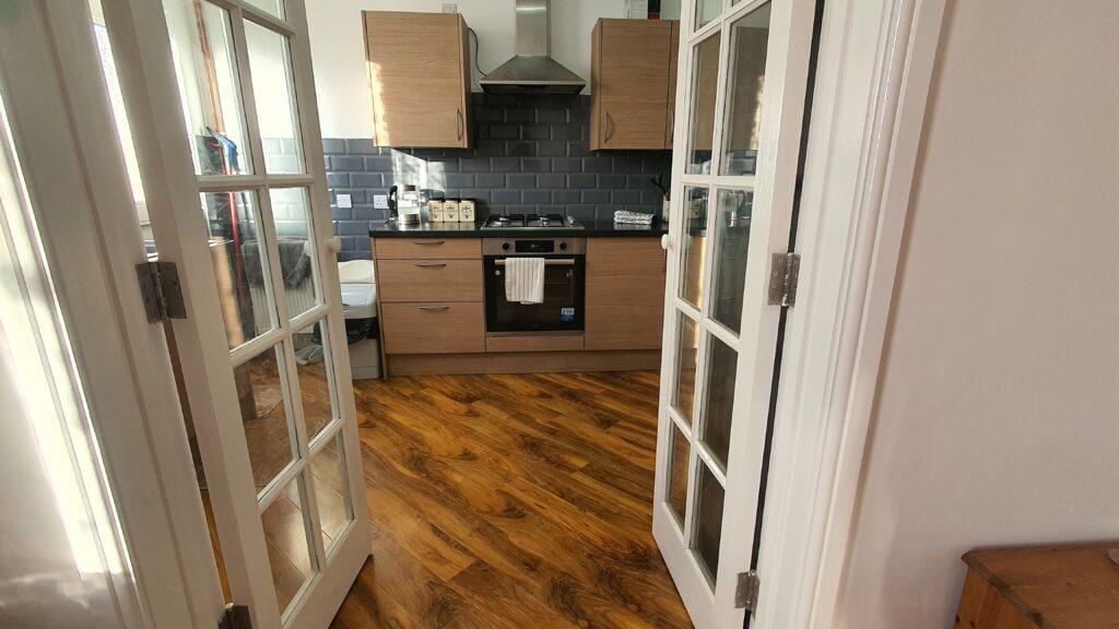 Bedfordshire Beautiful Cottage, Feel at Home While at Work