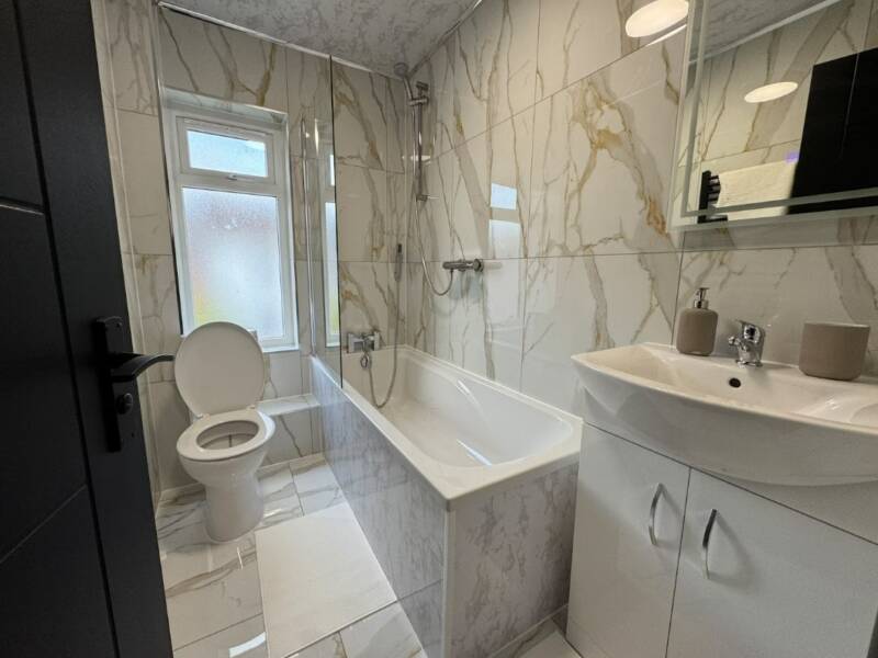 Modern Apartment, Wellingborough, ,, North Northamptonshire,  United Kingdom